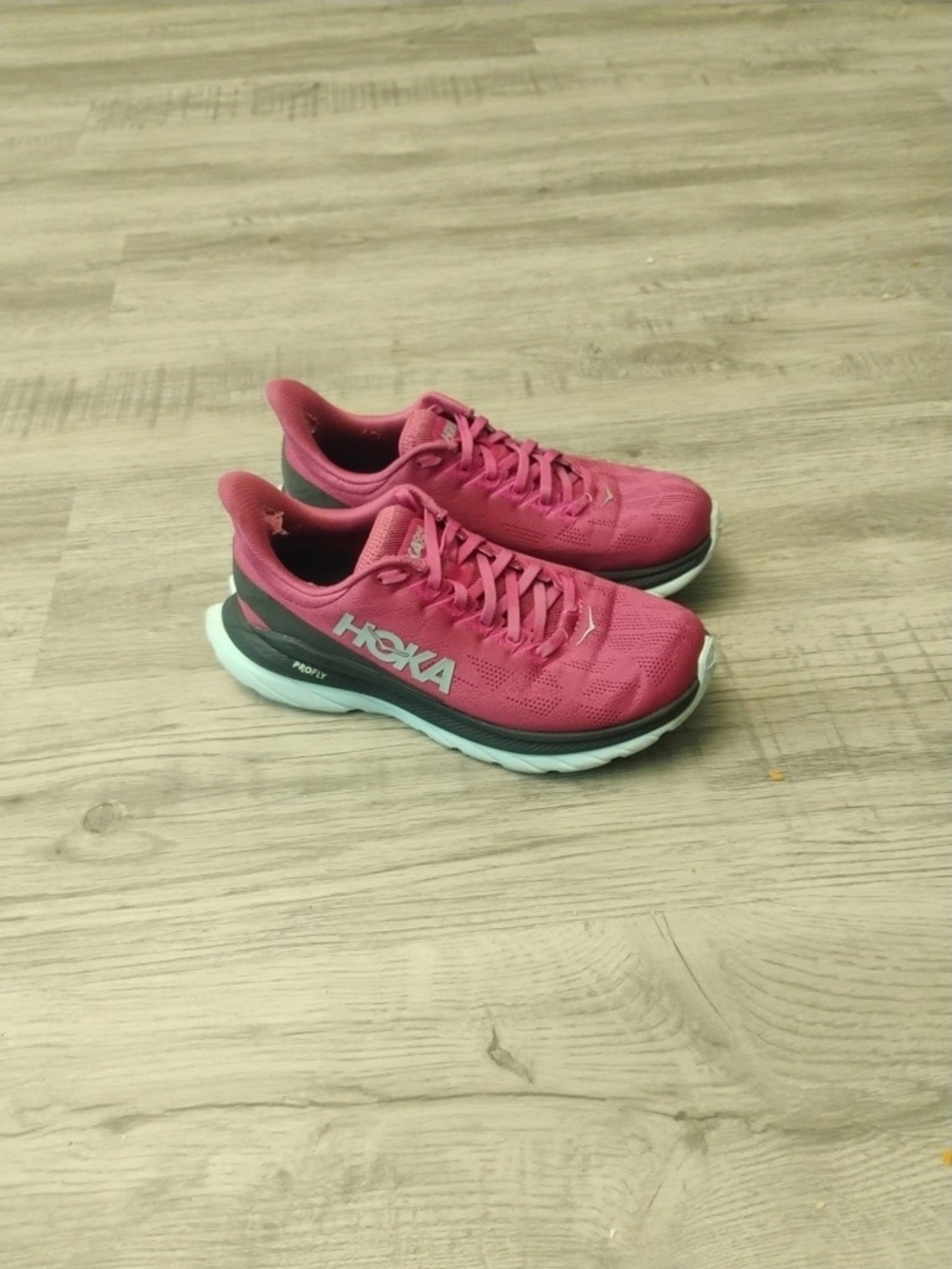 HOKA One Mach Women's Pink Running Shoes - Lightweight Cushioning Size 7.5B